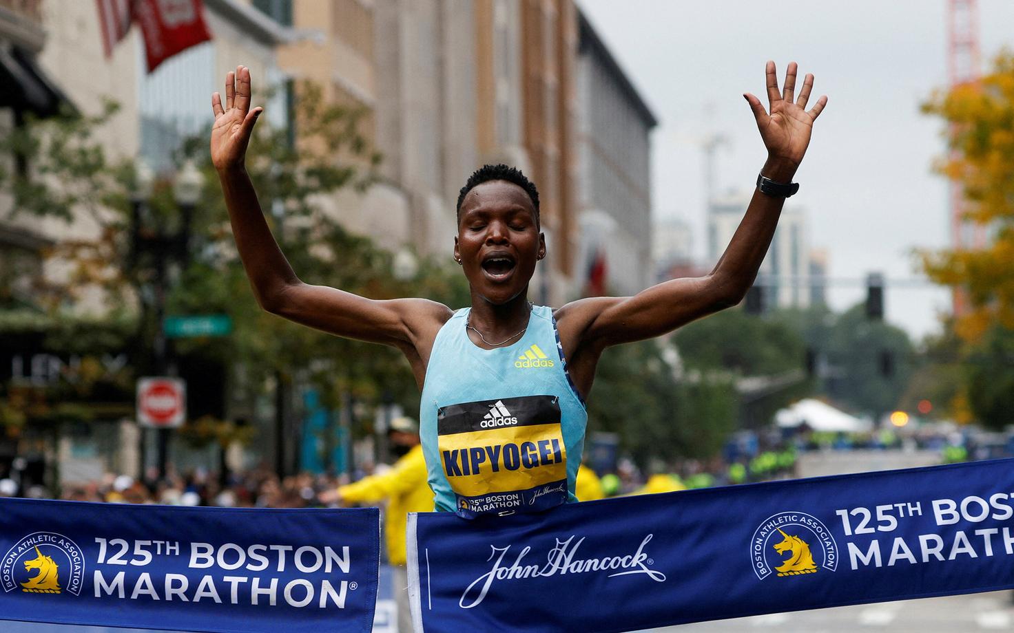 2021. aastal naiste hulgas Bostoni maratoni võitnud Diana Kipyokei