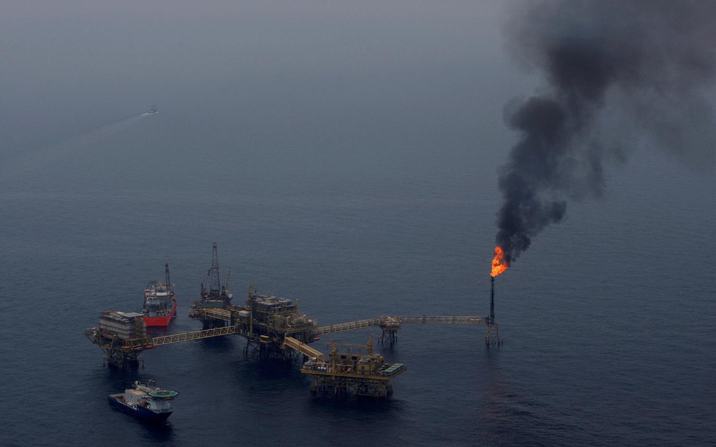 Производство нефти.