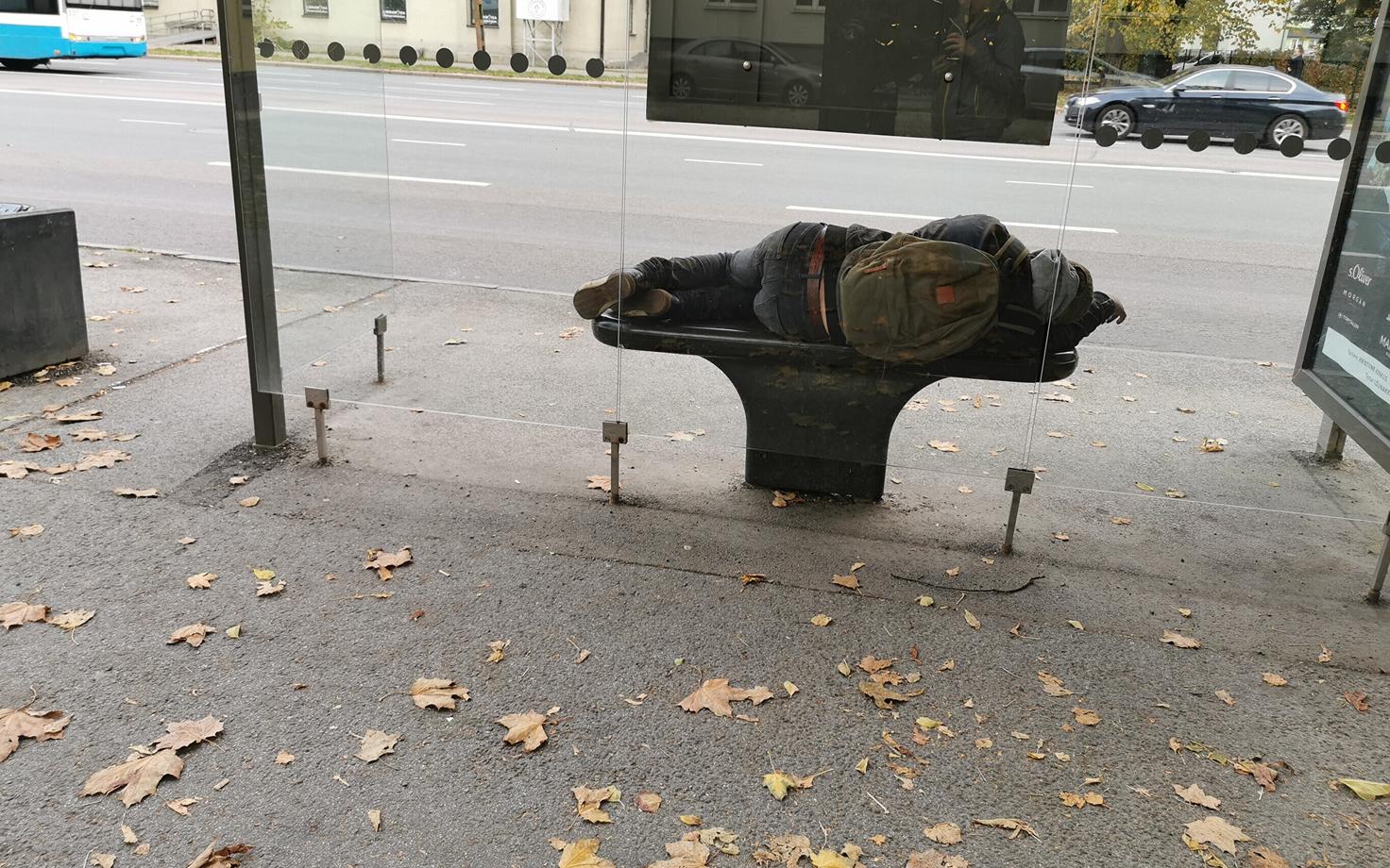 Бездомный. Иллюстративная фотография.