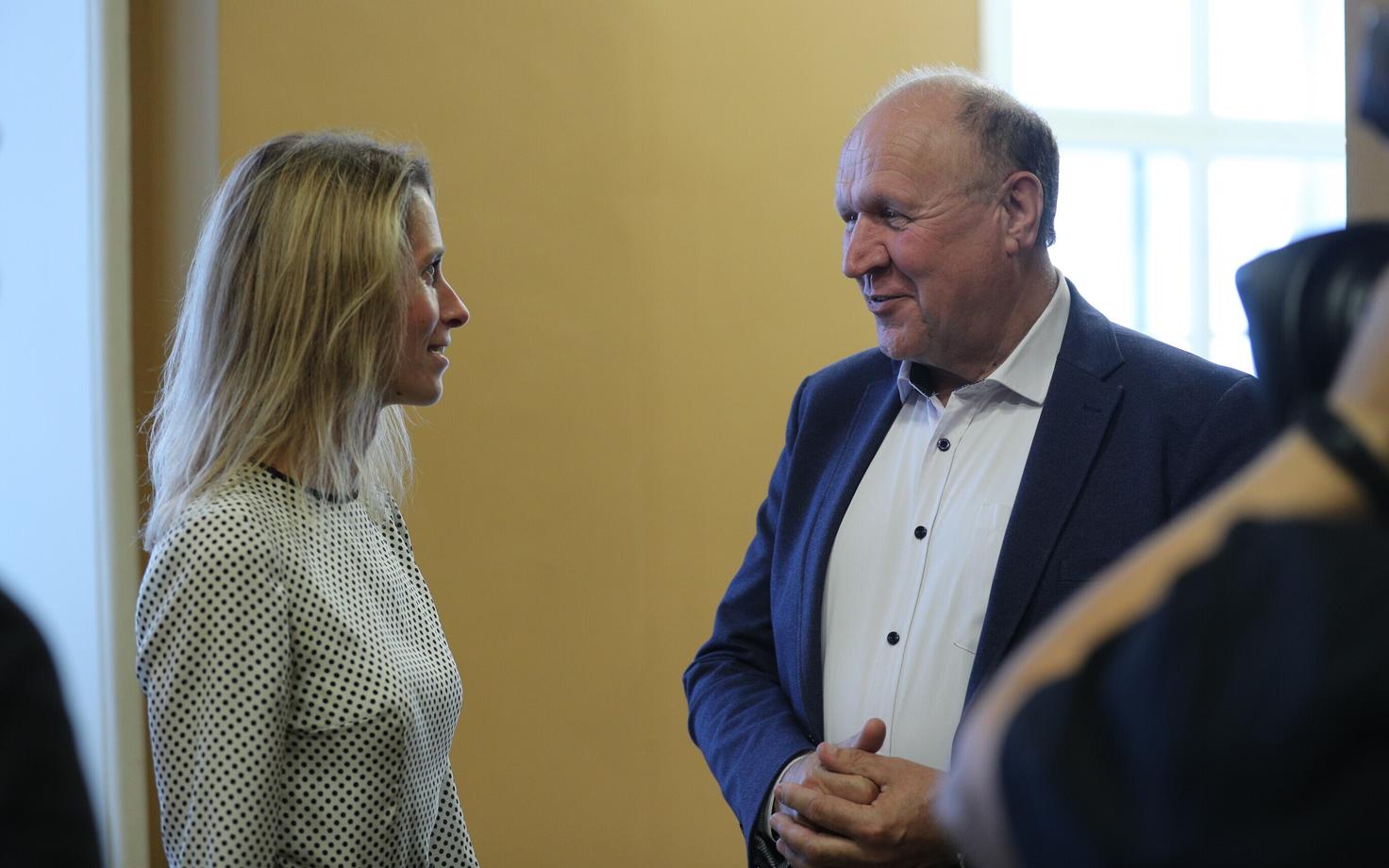 Лидер Партии реформ Кая Каллас и вице-председатель EKRE Март Хельме.