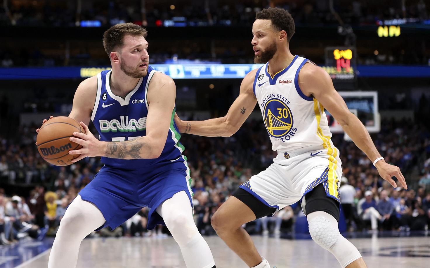 Luka Doncic ja Stephen Curry