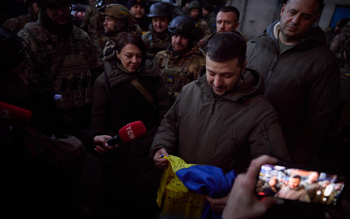 Президент Украины Владимир Зеленский в Бахмуте.