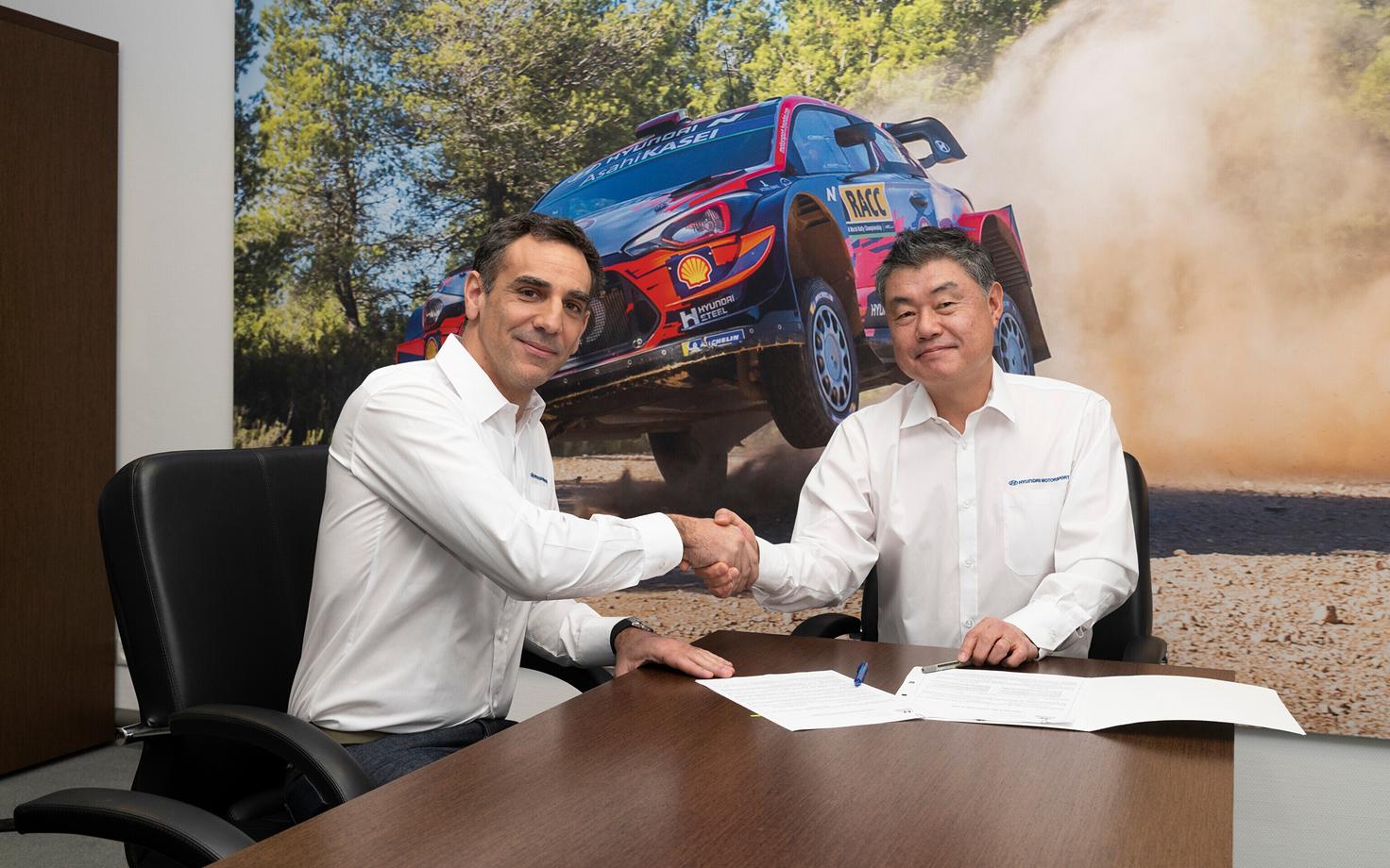 Cyril Abiteboul ja Hyundai Motorspordi president Sean Kim.