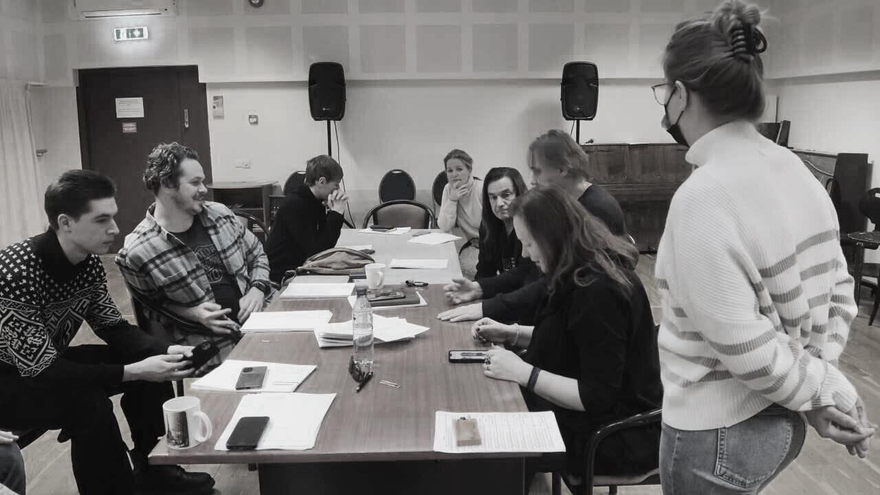 На репетиции спектакля