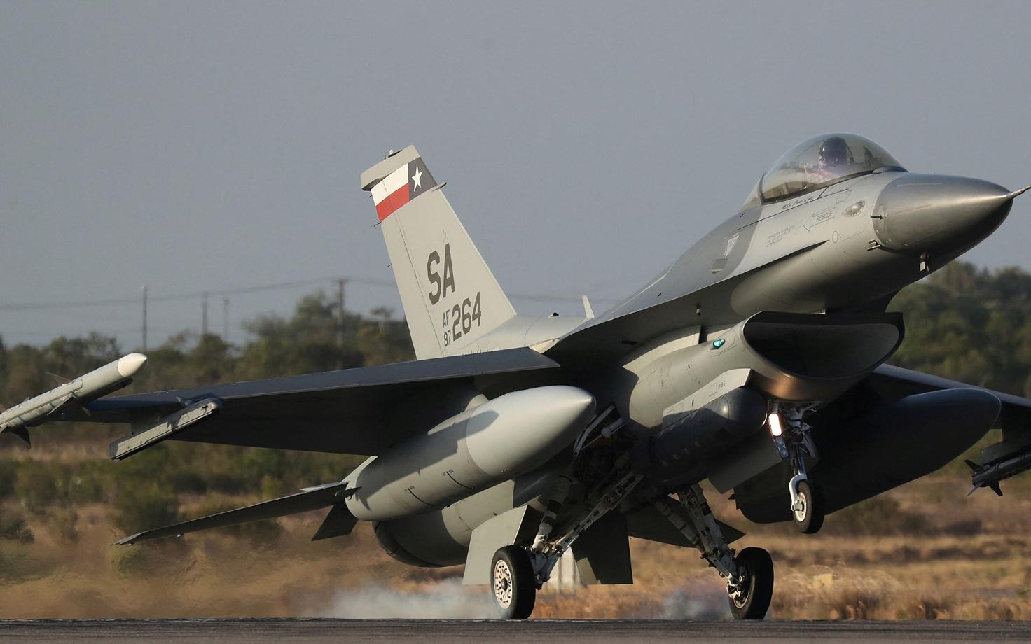 Hävitaja F-16