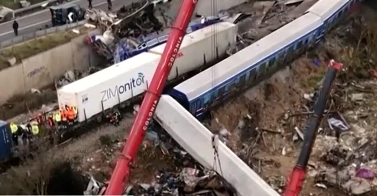 Крушение поездов в Греции.