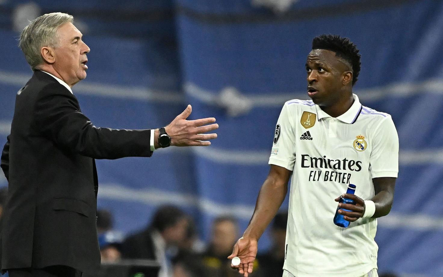 Carlo Ancelotti ja Vinicius Junior