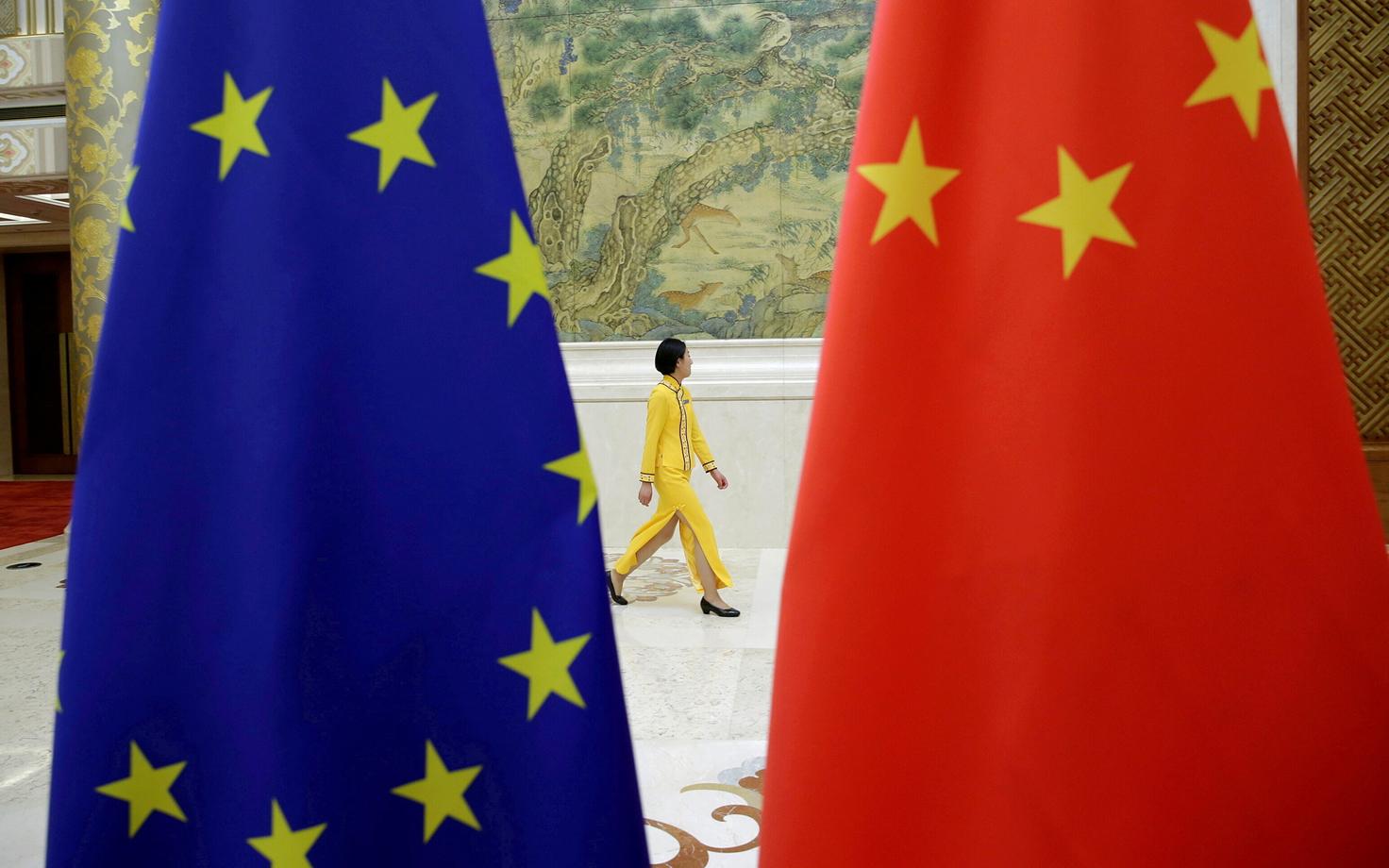 Euroopa Liidu ja Hiina lipud