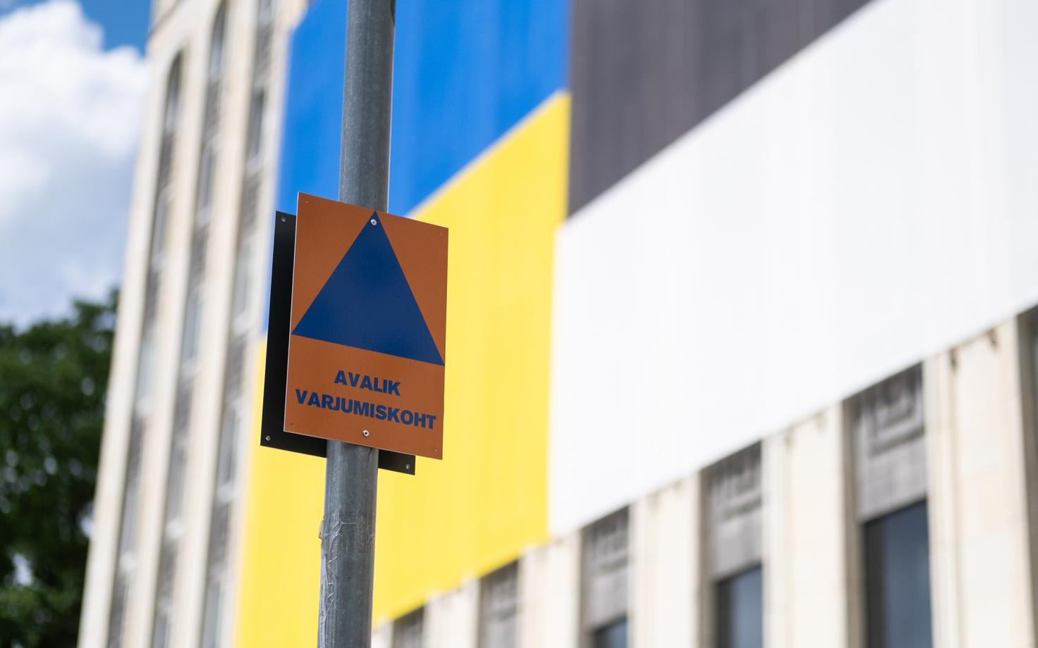 Avaliku varjumiskoha tähis