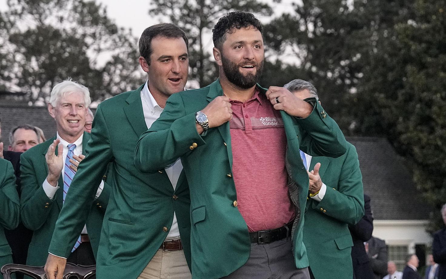 Jon Rahm võitis Mastersi turniiril karjääri esimese rohelise pintsaku