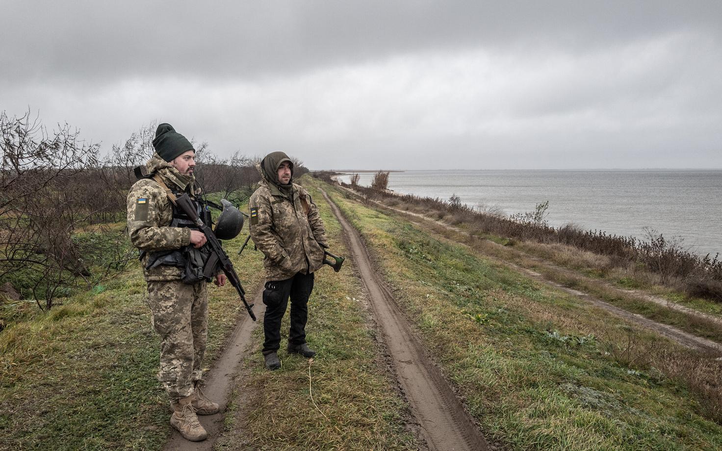 Ukraina sõdurid mullu novembris Hersoni oblastis Dnepri ääres.