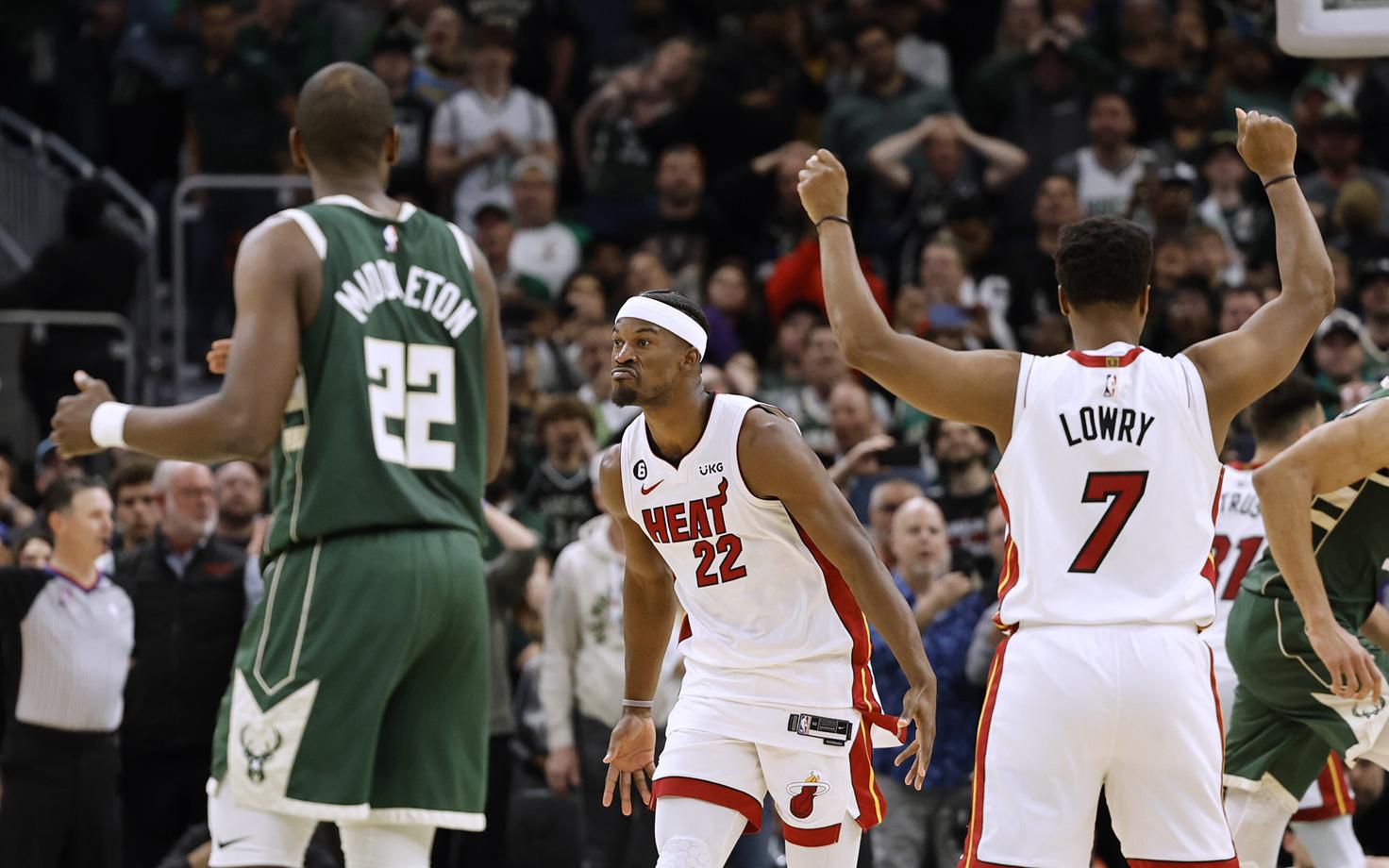 Jimmy Butler (keskel) tegi taaskord suurepärase mängu ning aitas Miami play-off'is edasi