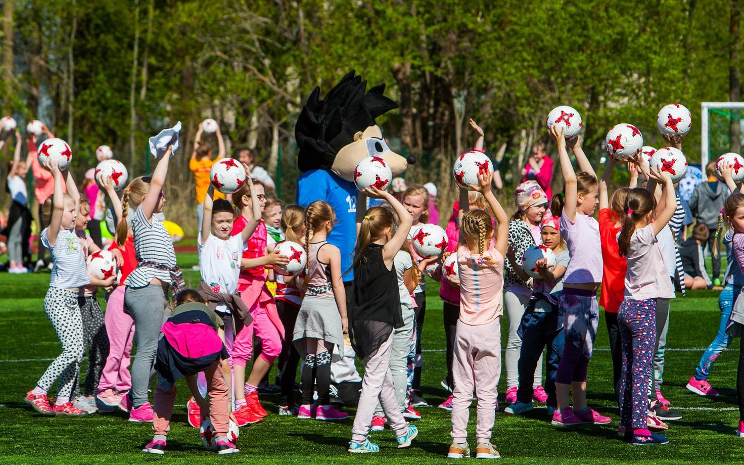 Tüdrukute jalgpallifestival