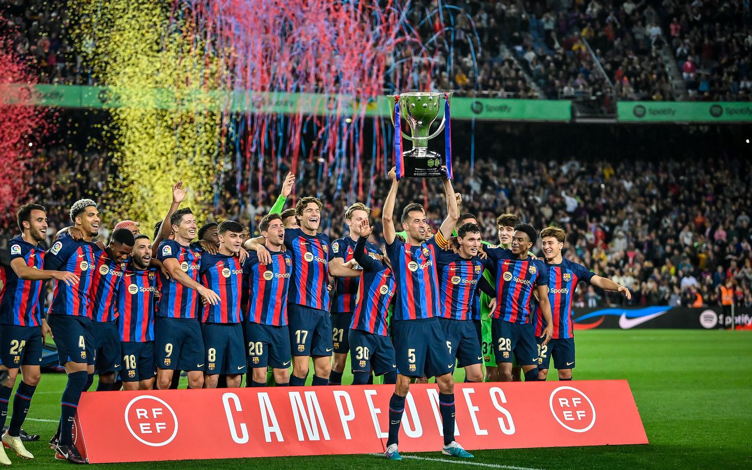 Barcelona sai pärast kaotusmängu Hispaania meistrikarika kätte.