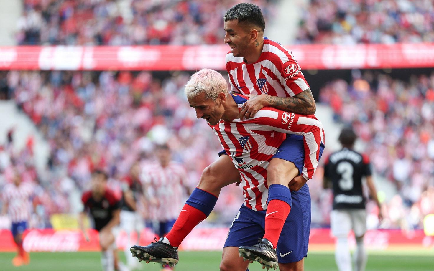 Antoine Griezmann kolmanda värava löönud Angel Correat kandmas