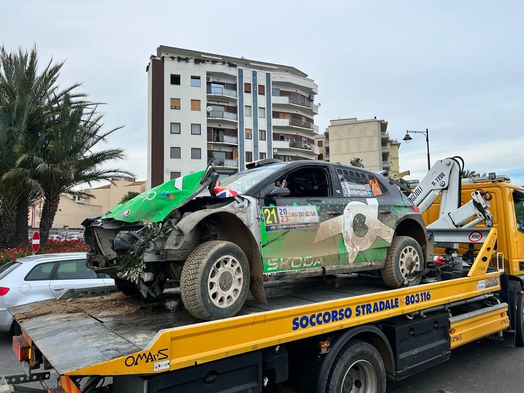 Gus Greensmithi ja Jonas Anderssoni Škoda Sardiinia rallil