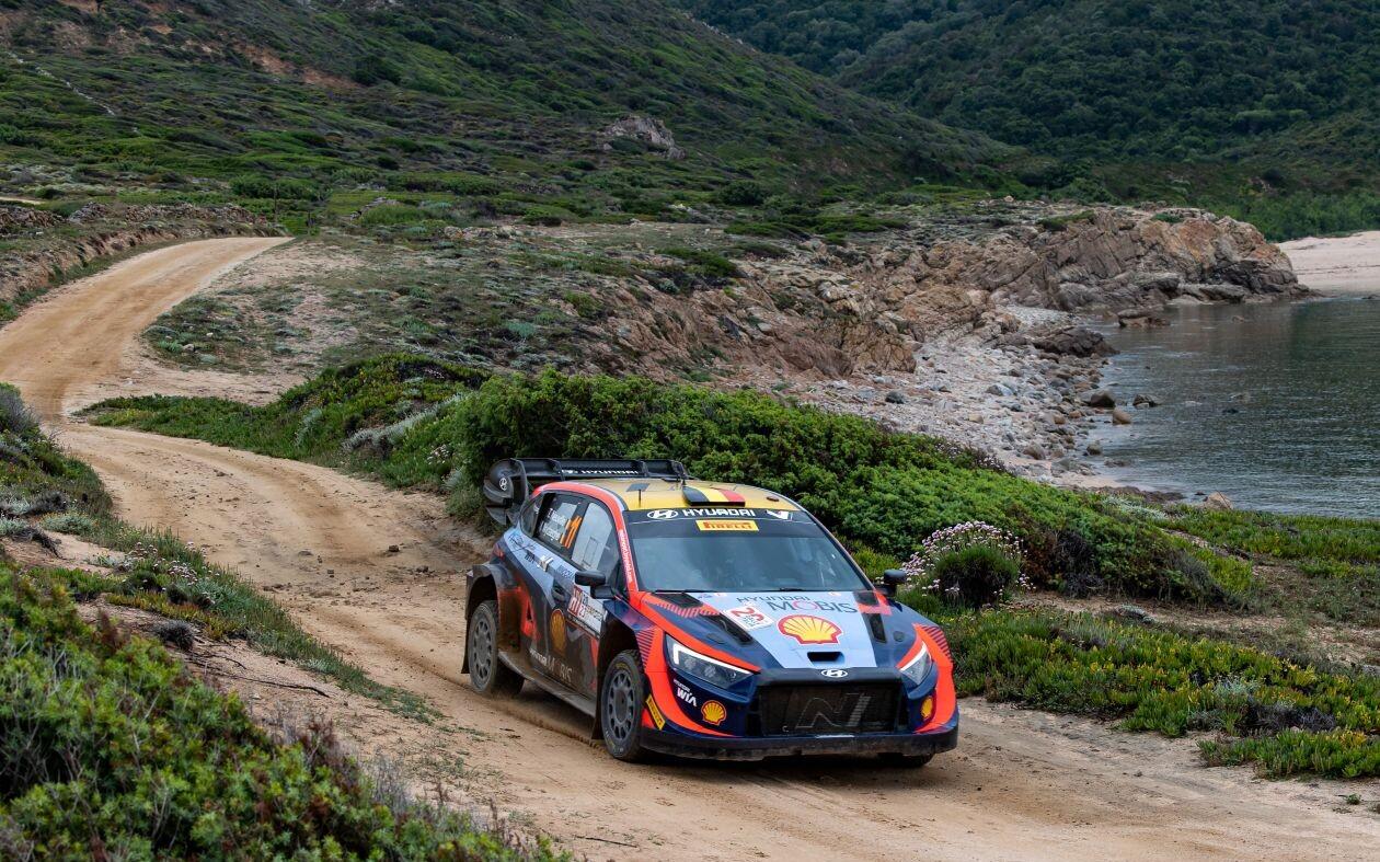 Thierry Neuville Sardiinia rallil
