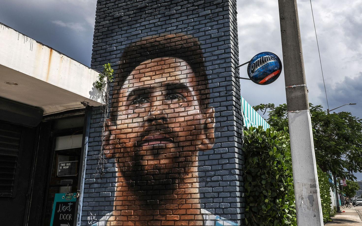 Lionel Messi seinamaaling Miamis