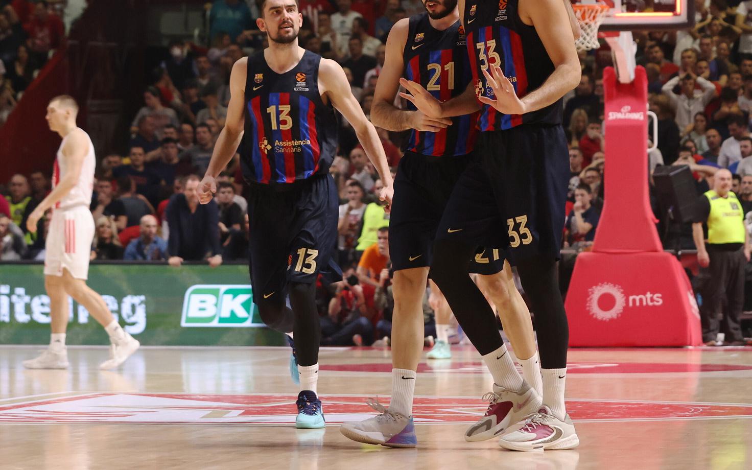 Barcelona korvpalliklubi mängijad (vasakult): Tomas Satoransky, Alex Abrines, Nikola Mirotic