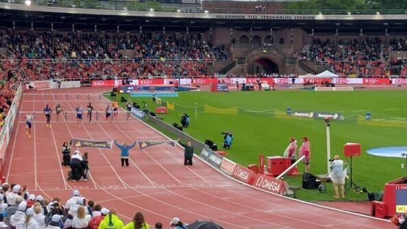 Kliimaaktivistid Stockholmi Teemantliiga etapi 400 meetri jooksu finišis