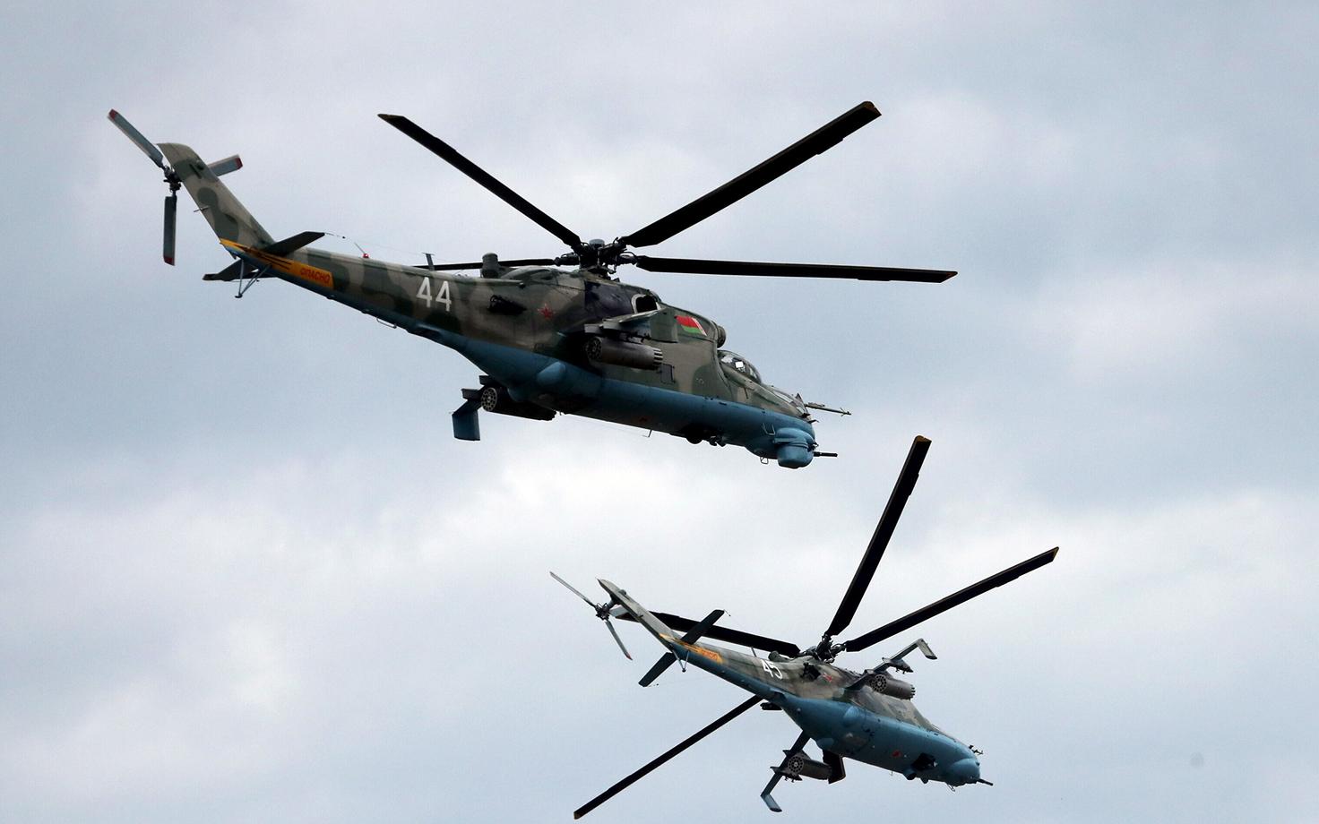 Valgevene kopterid Mi-24 2019. aastal õhuetendusel.