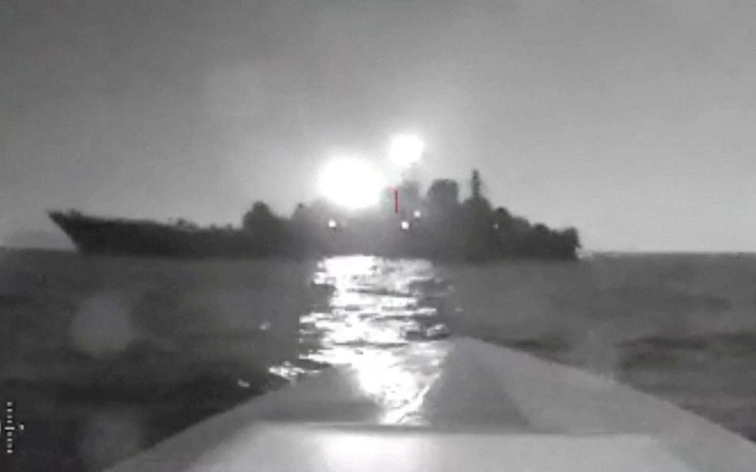 Ukraina meredroon ründamas Vene sõjalaeva Olenegorski Gornjak Novorossiski sadama lähistel