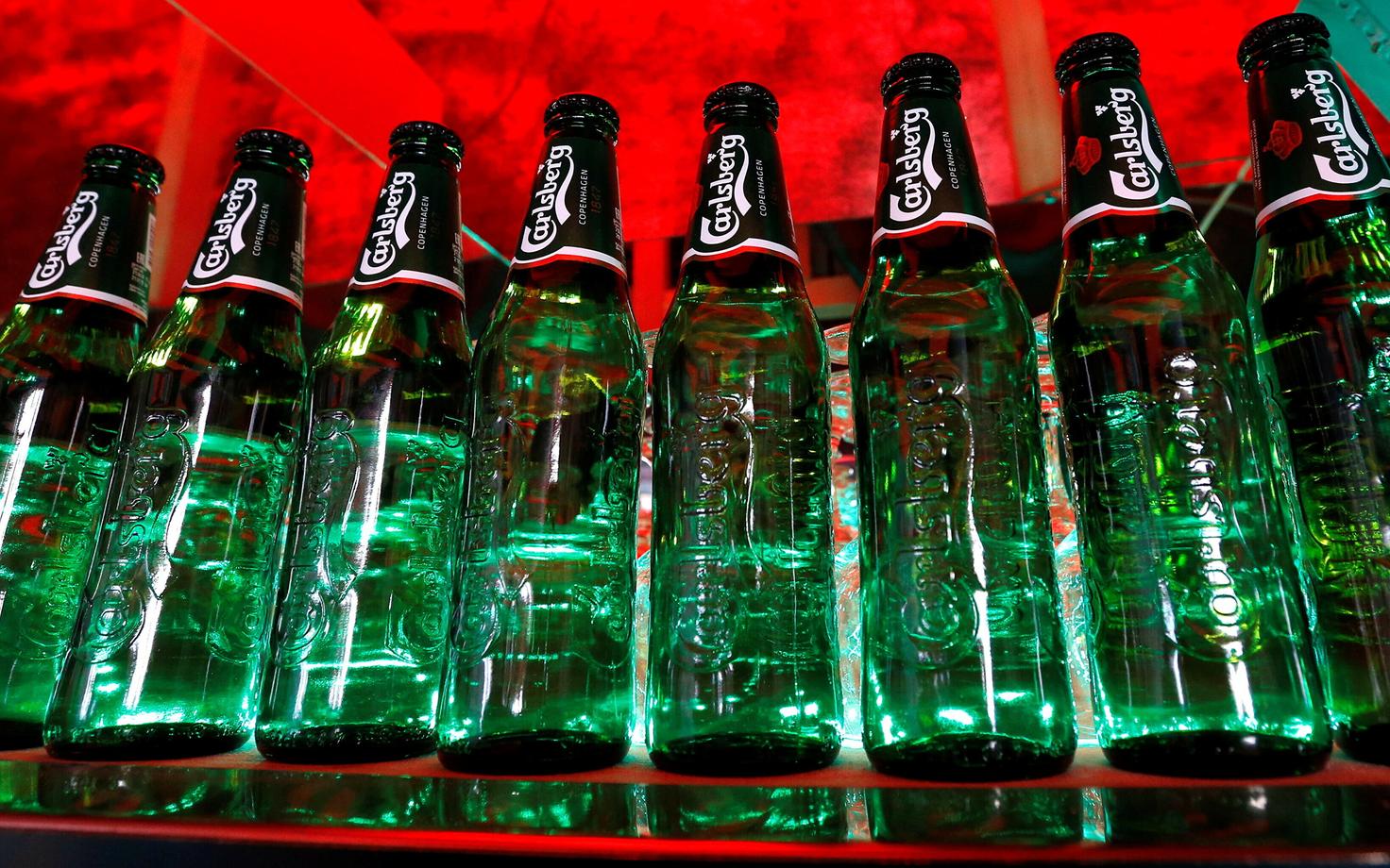 Carlsbergi õllepudelid Peterburis asuvas baaris