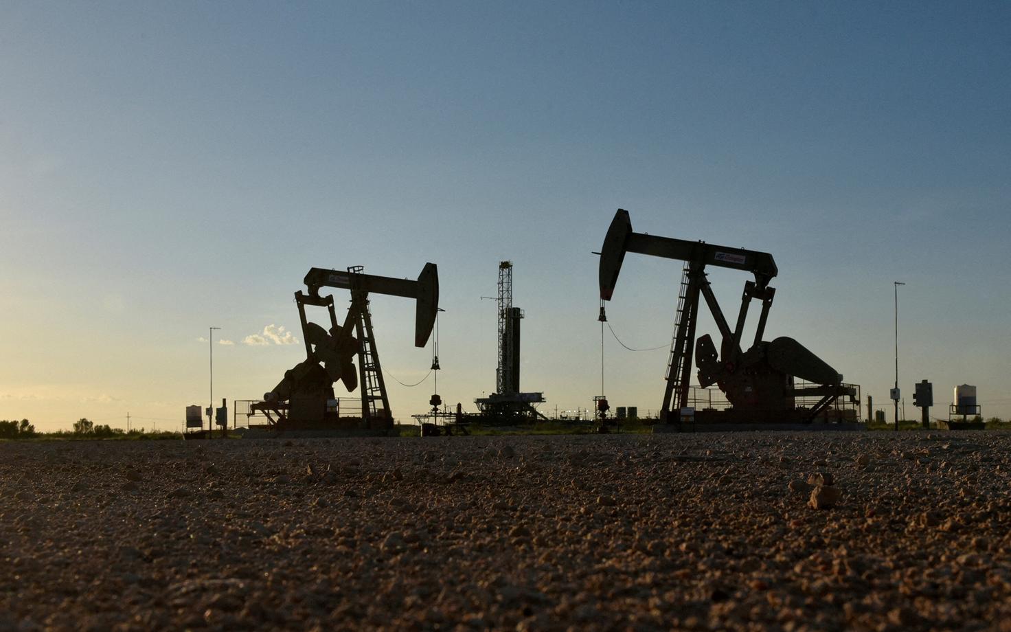 Добыча нефти в городе Мидленд, штат Техас.