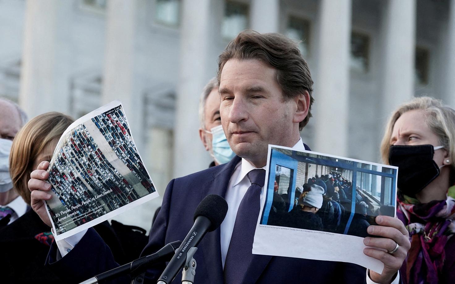 Demokraadist esindajatekoja liige Dean Phillips 2020. aastal.