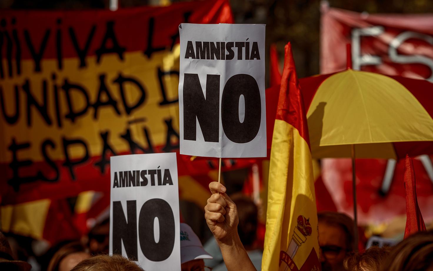 Amnestiavastane protest Hispaanias.