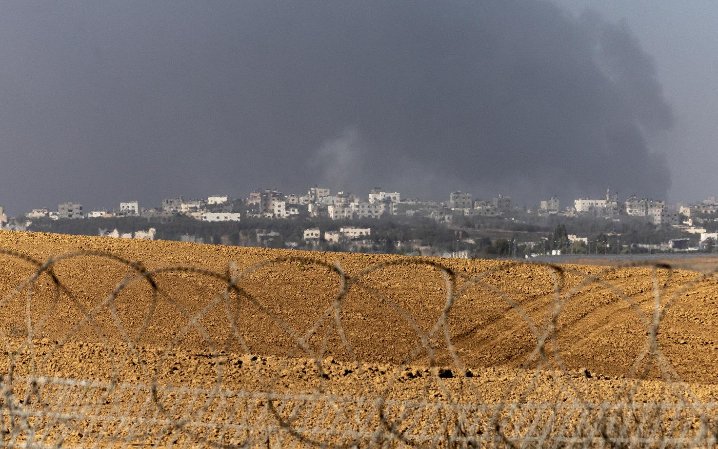 Iisrael jätkab Gaza pommitamist