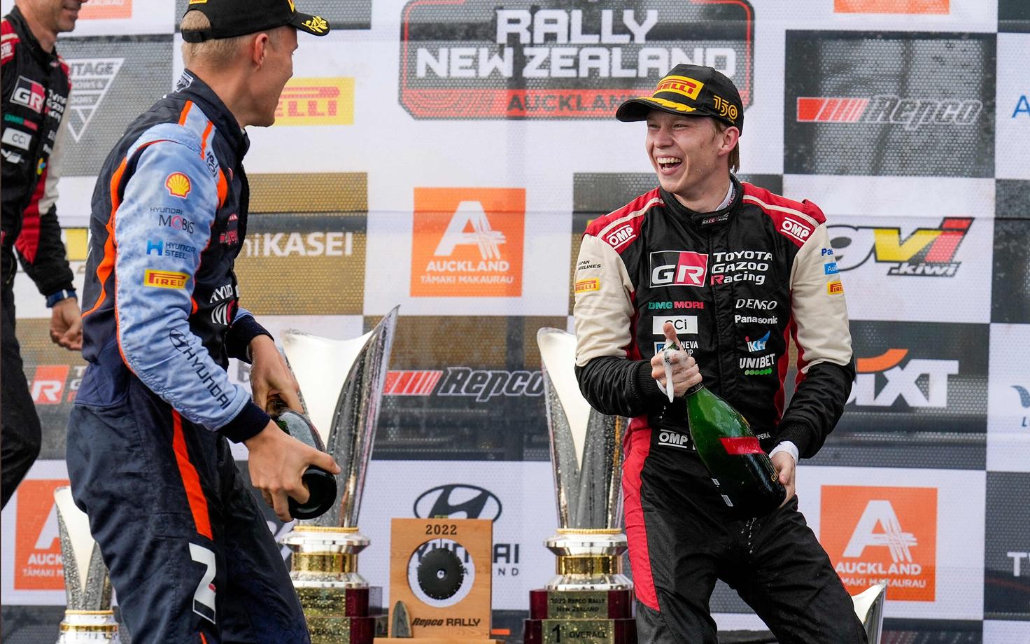 Ott Tänak ja Kalle Rovanperä mullu Uus-Meremaa ralli poodiumil