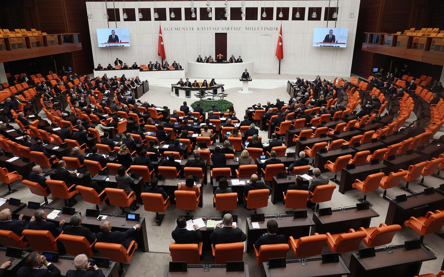 Türgi parlament.