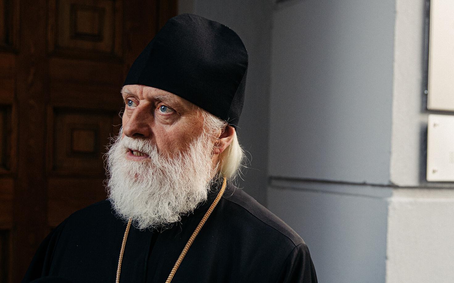 Власти считают, что митрополит Евгений угрожает безопасности ЭР.