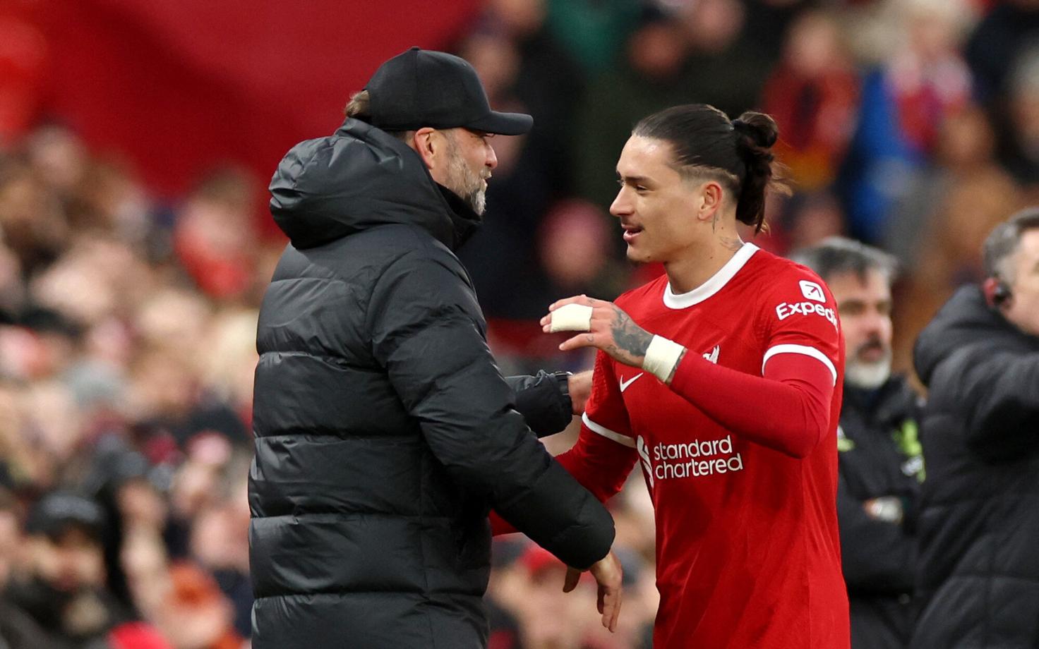 Liverpooli ründaja Darwin Nunez ja peatreener Jürgen Klopp