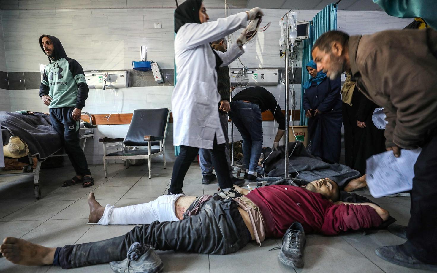 Humanitaarveoki juures haavata saanud palestiinlased Gaza põhjaosas Kamal Edwani haiglas.