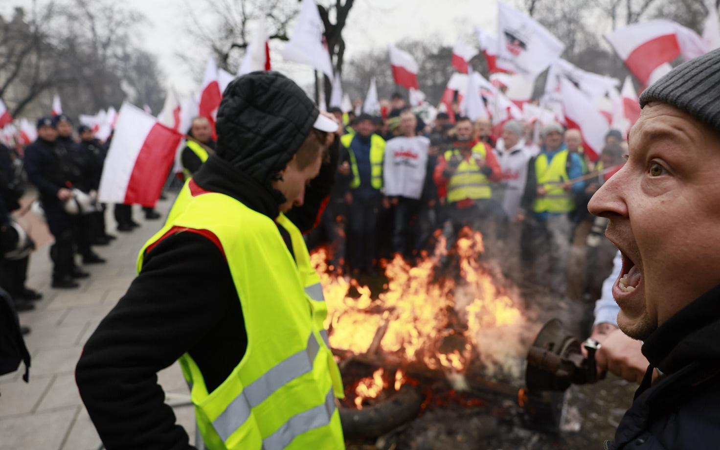Акция протеста польских фермеров против импорта украинских товаров.