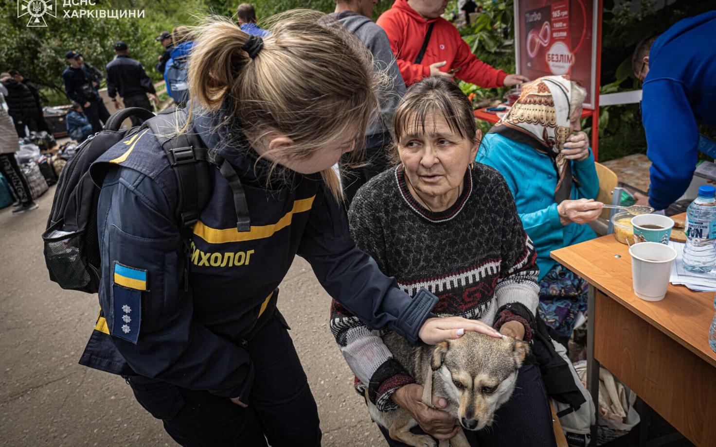 Tsiviilisikute evakueerimine Harkivi linnast.