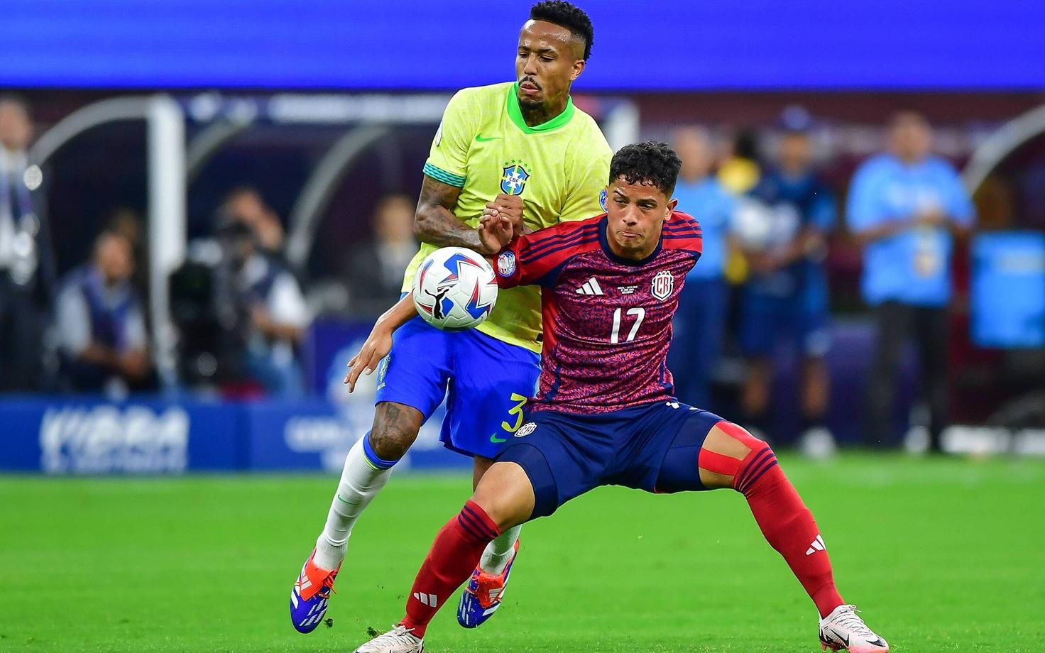 Eder Militao (vasakul) ja Warren Madrigal