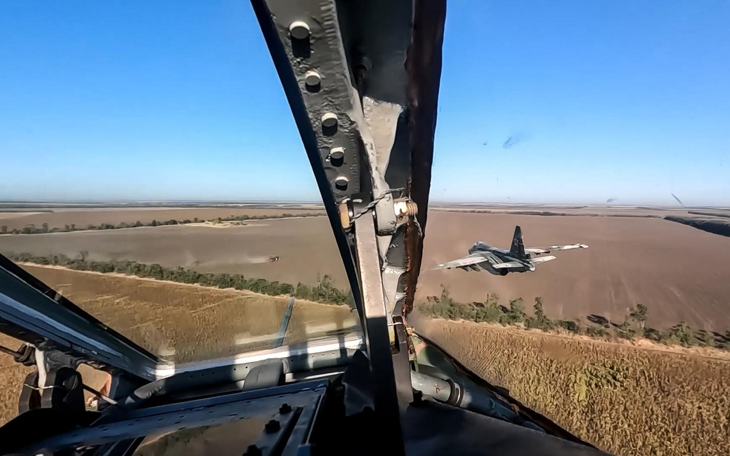 Vene ründelennukid Su-25 juuni lõpus väidetavalt Ukraina kohal.