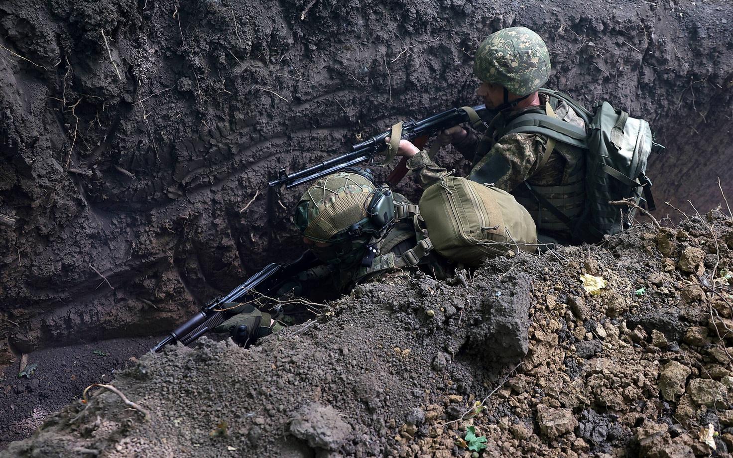 Украинские военные на учениях.
