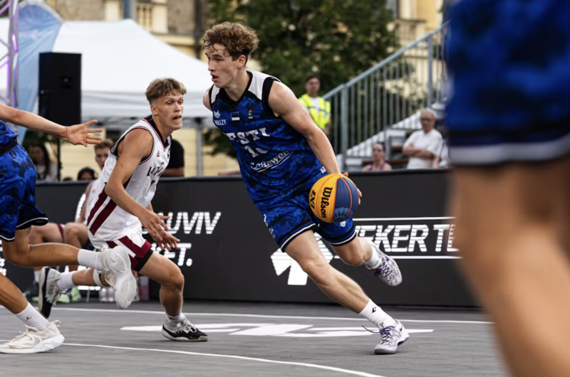 Eesti U-18 3x3 korvpallikoondis MM-il mängus Läti vastu