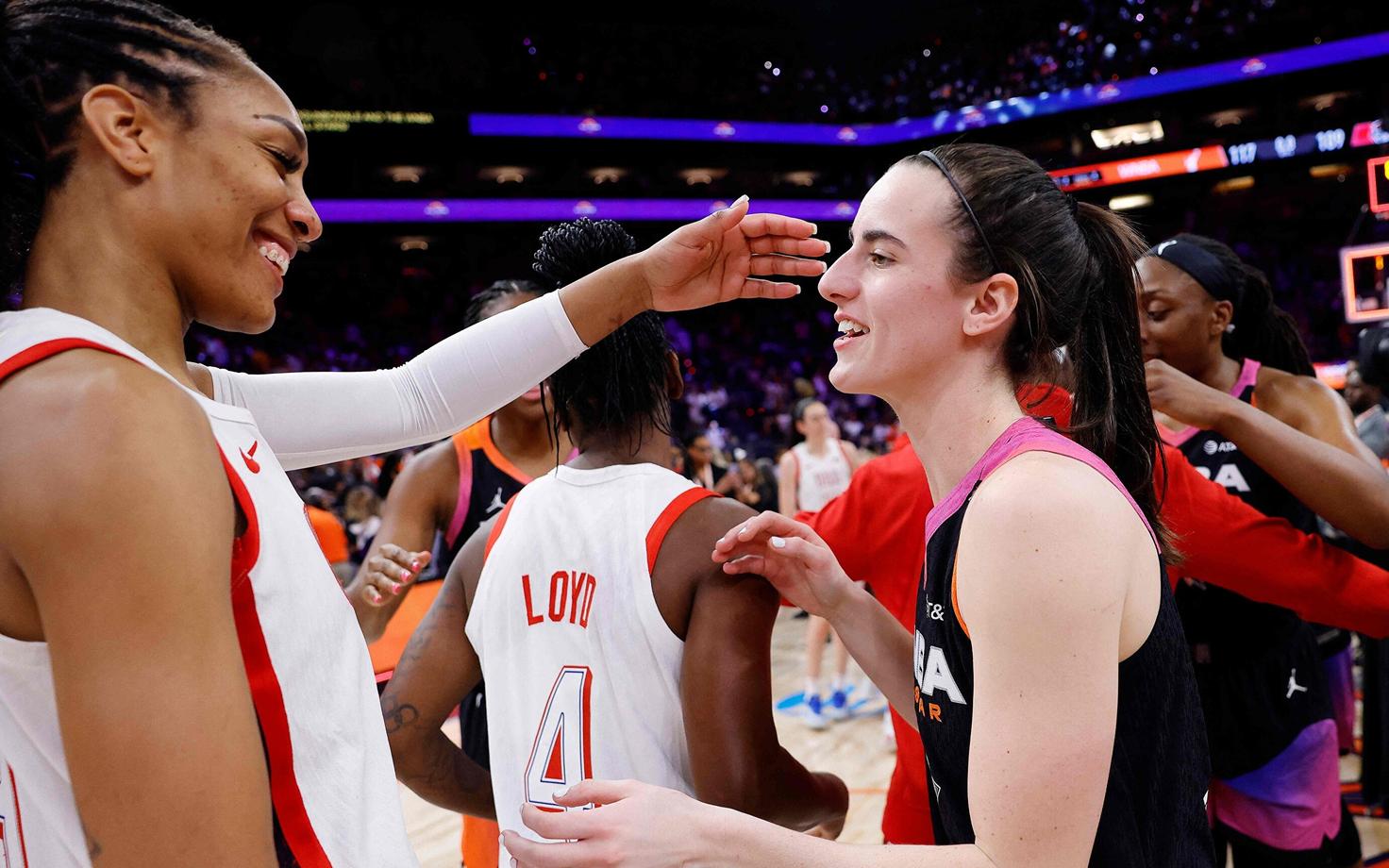 A'ja Wilson ja Caitlin Clark
