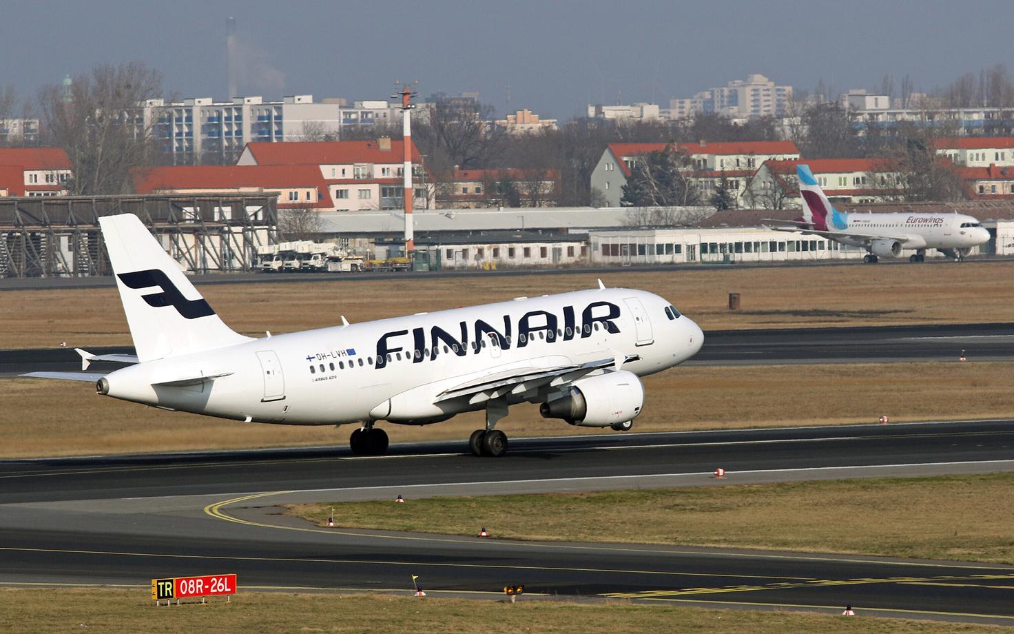 Soome lennuettevõtte Finnair lennuk õhku tõusmas.