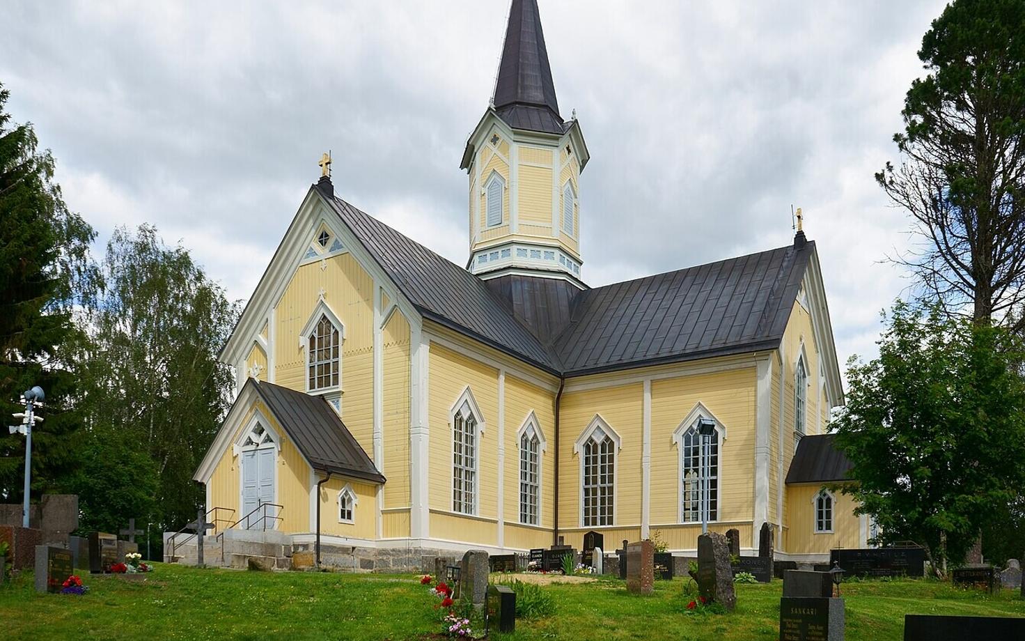 Церковь в Хаапаярви.