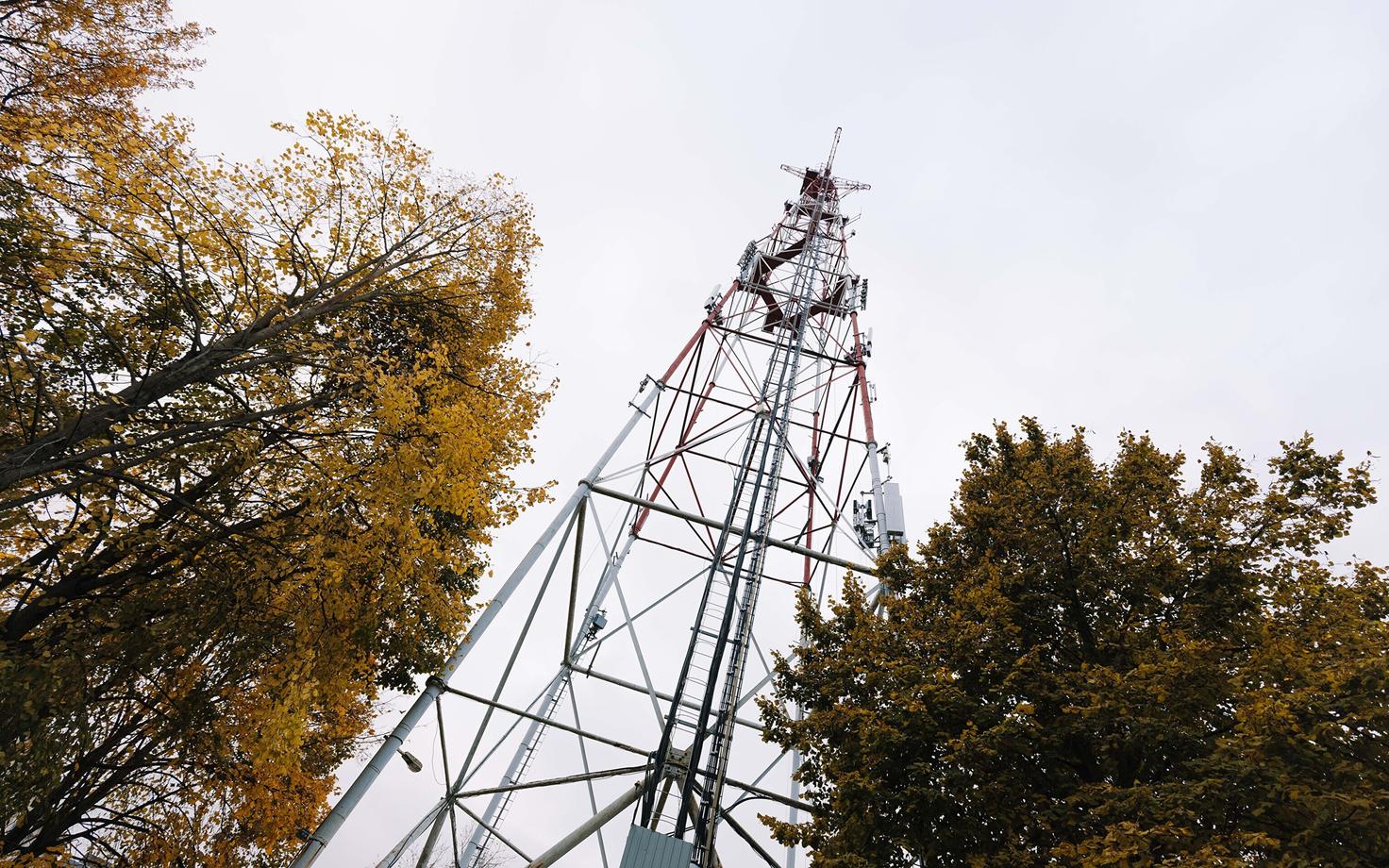 Cellphone mast.
