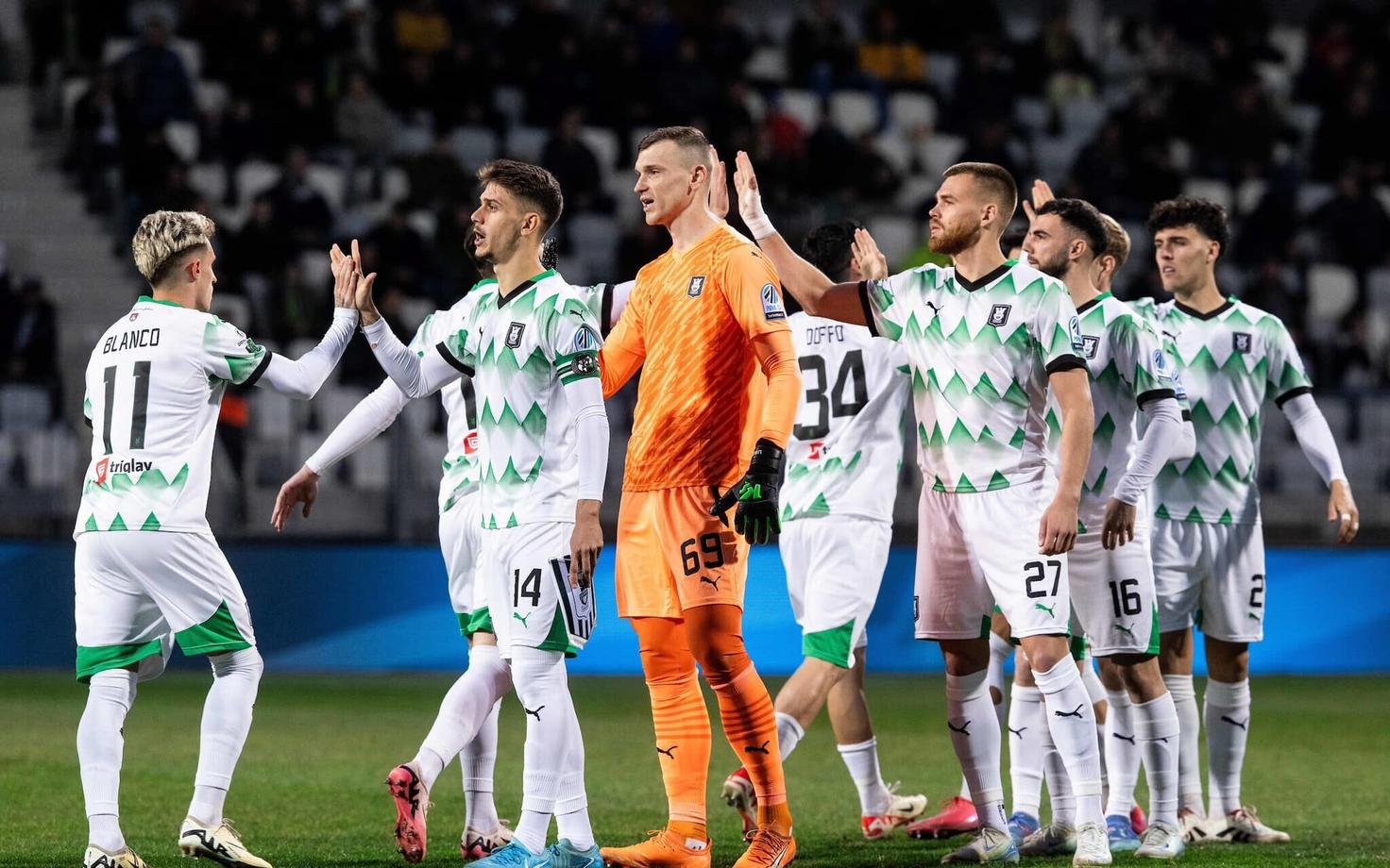 Alex Matthias Tamm (number 27)