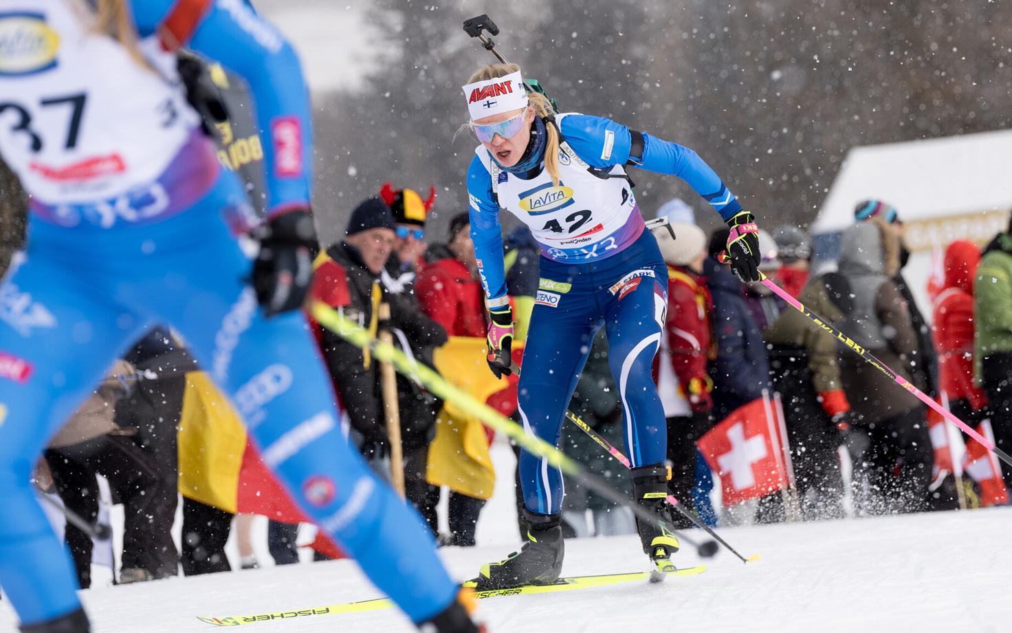 Suvi Minkkinen laskesuusatamise MM-il Lenzerheides