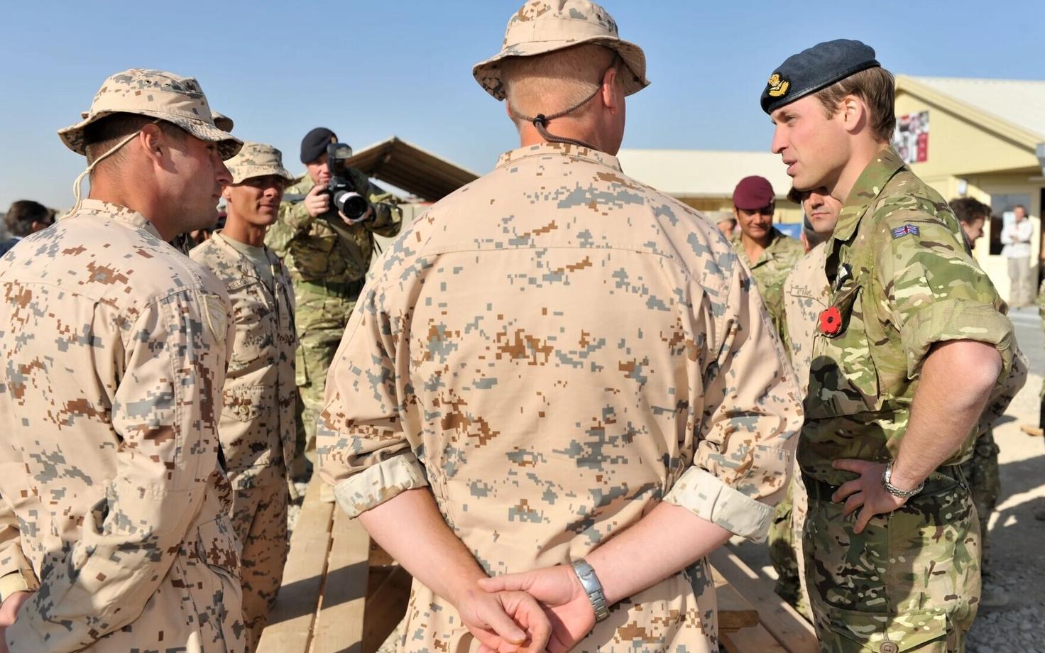 2010. aastal kohtus prints William Afganistanis Camp Bastionis Eesti sõduritega