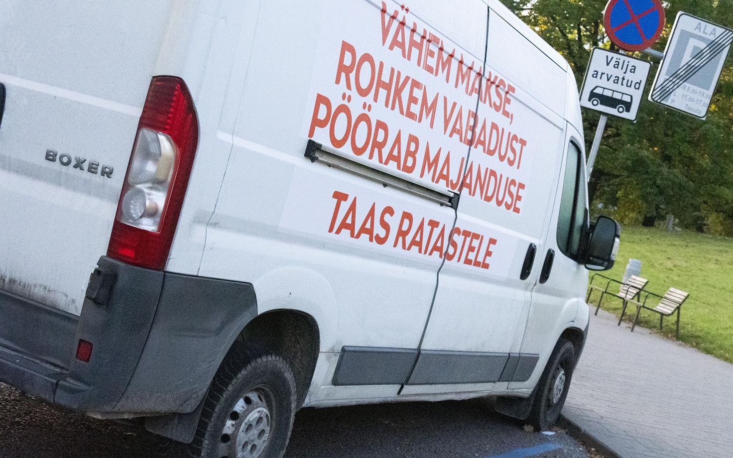 The Parempoolsed party’s campaign van in 2025.